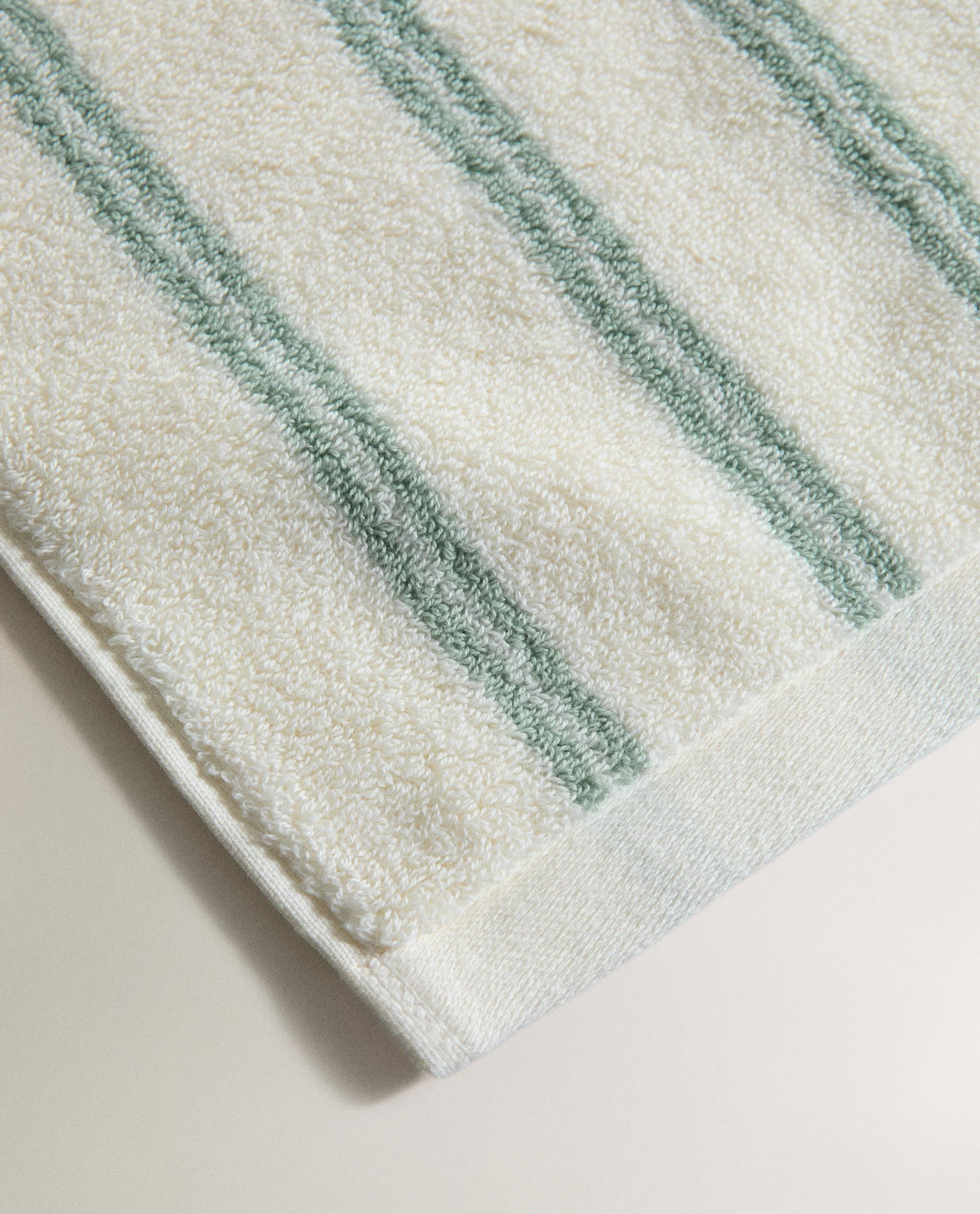 DOUBLE STRIPE BATH TOWEL product thumbnail 4