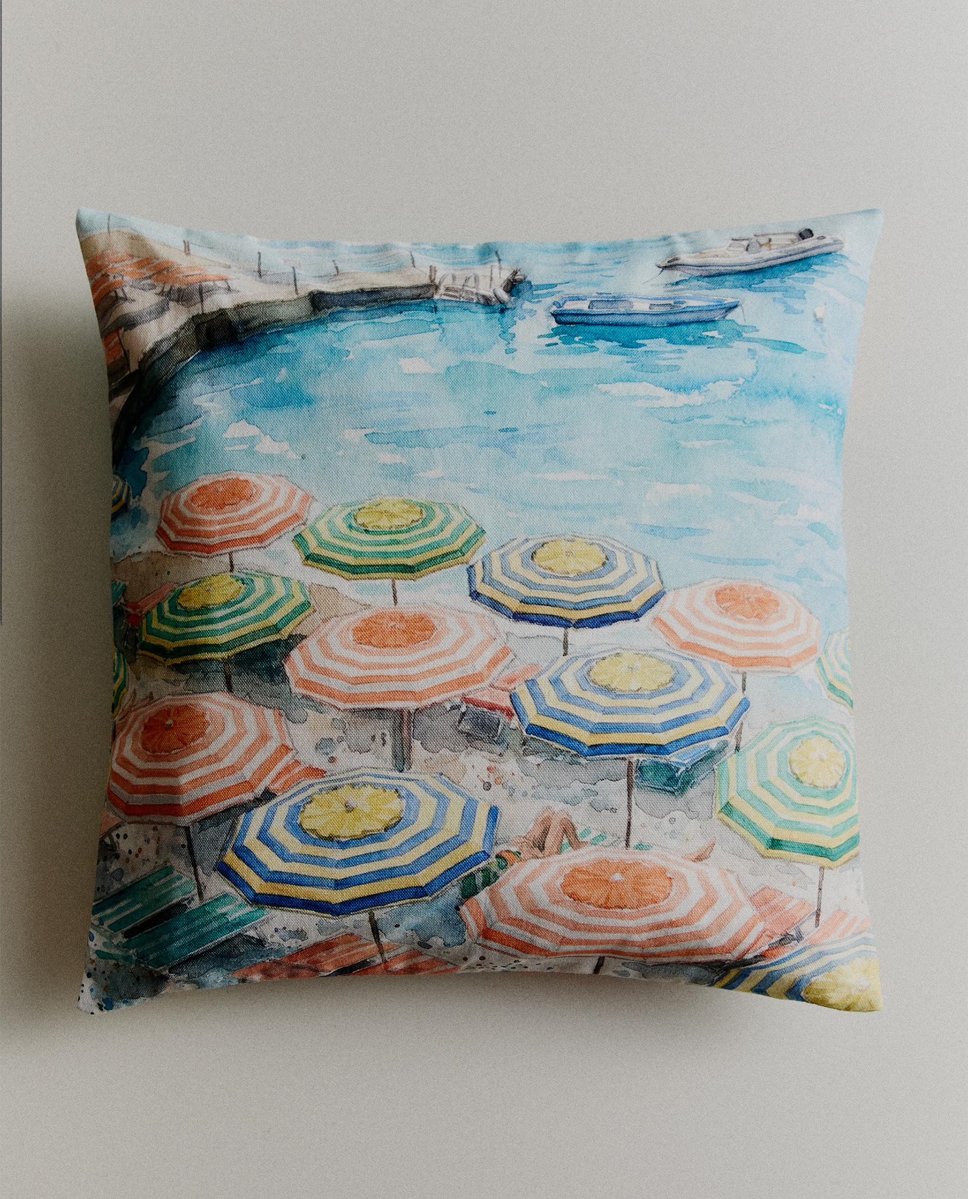 KISSENBEZUG MIT SONNENSCHIRMEN KISSENBEZUG MIT SONNENSCHIRMEN