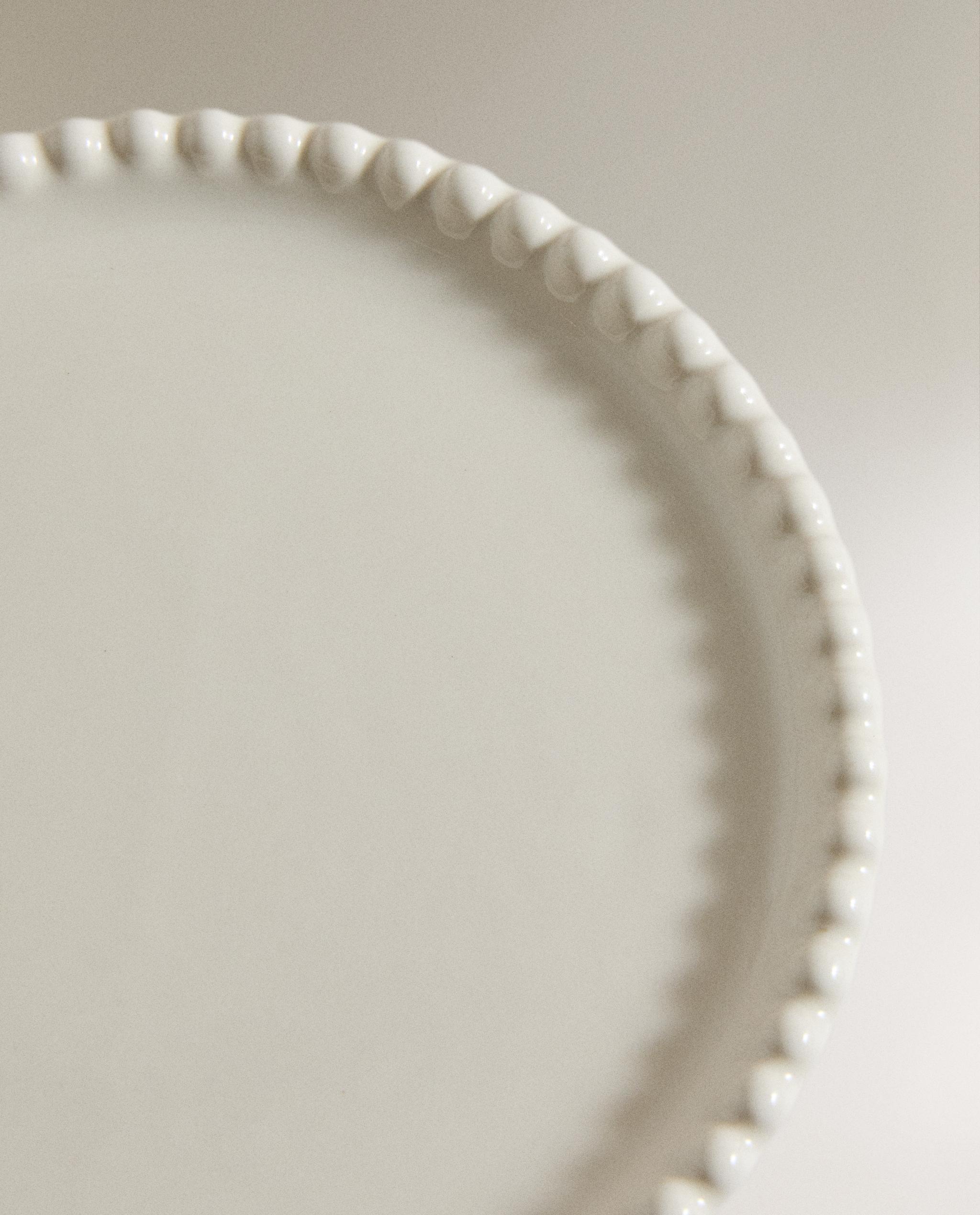CIRCULAR CERAMIC TRAY product thumbnail 4