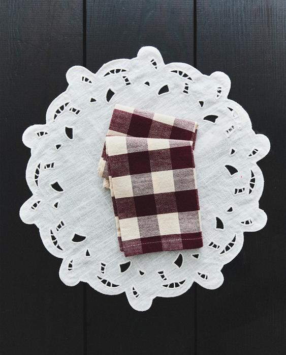 EMBROIDERED PERFORATED PLACEMAT