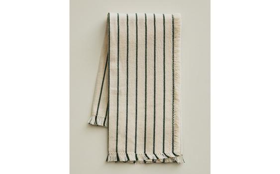 PACK OF STRIPED NAPKINS WITH FRINGE (PACK OF 2)