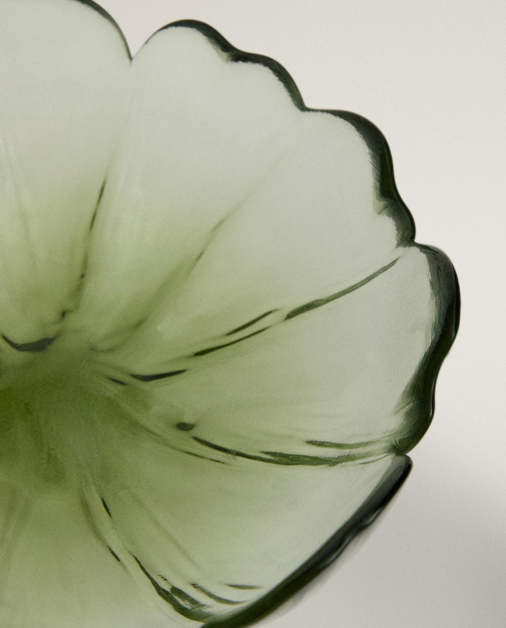 FLOWER GLASS BOWL product thumbnail 12