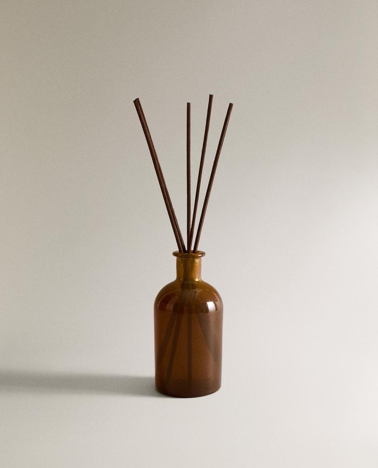 (220 ML) ENCHANTED AMBER REED DIFFUSERS