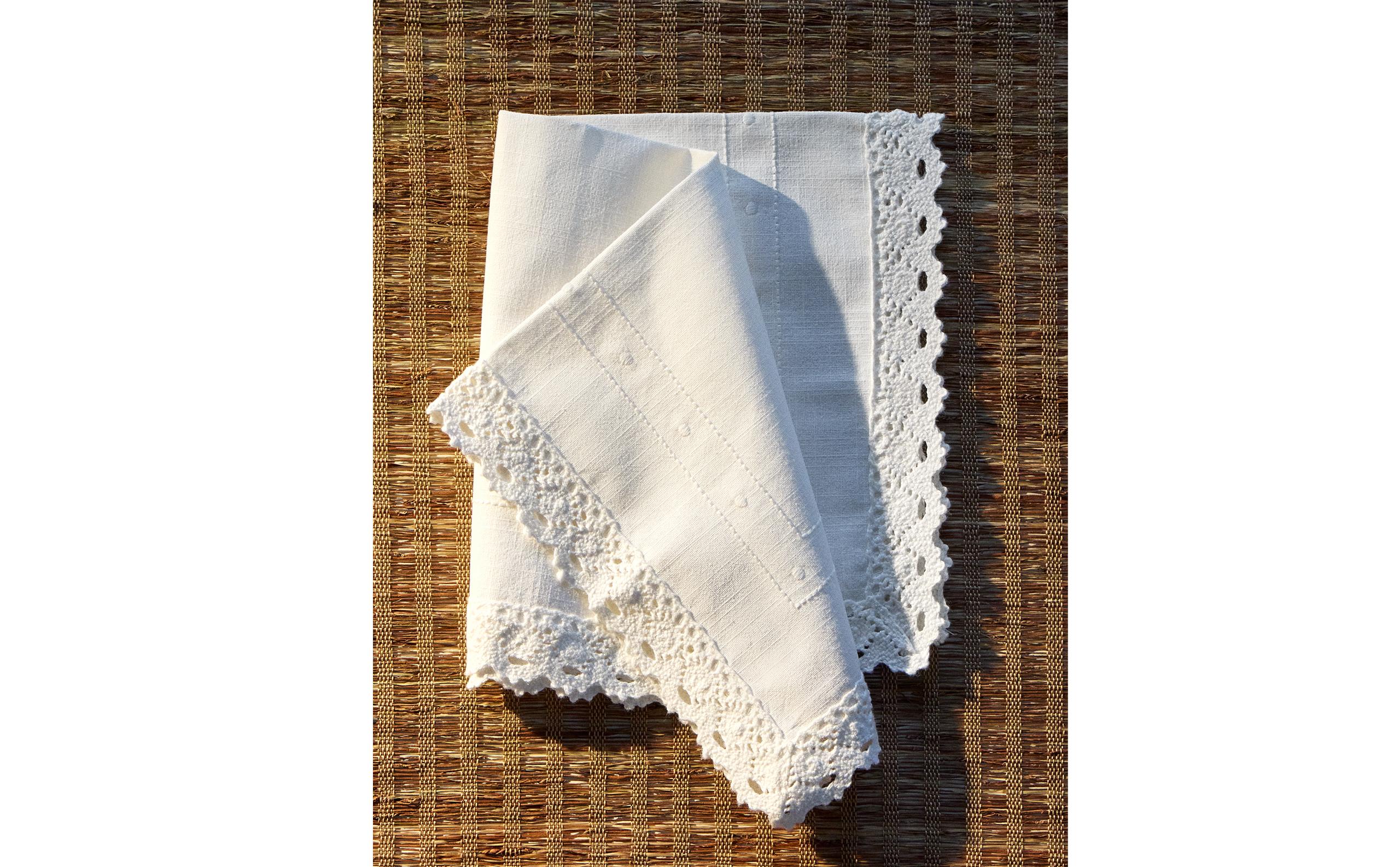 PACK OF EMBROIDERED AND LACE TRIM COTTON NAPKIN (PACK OF 2) product thumbnail 10