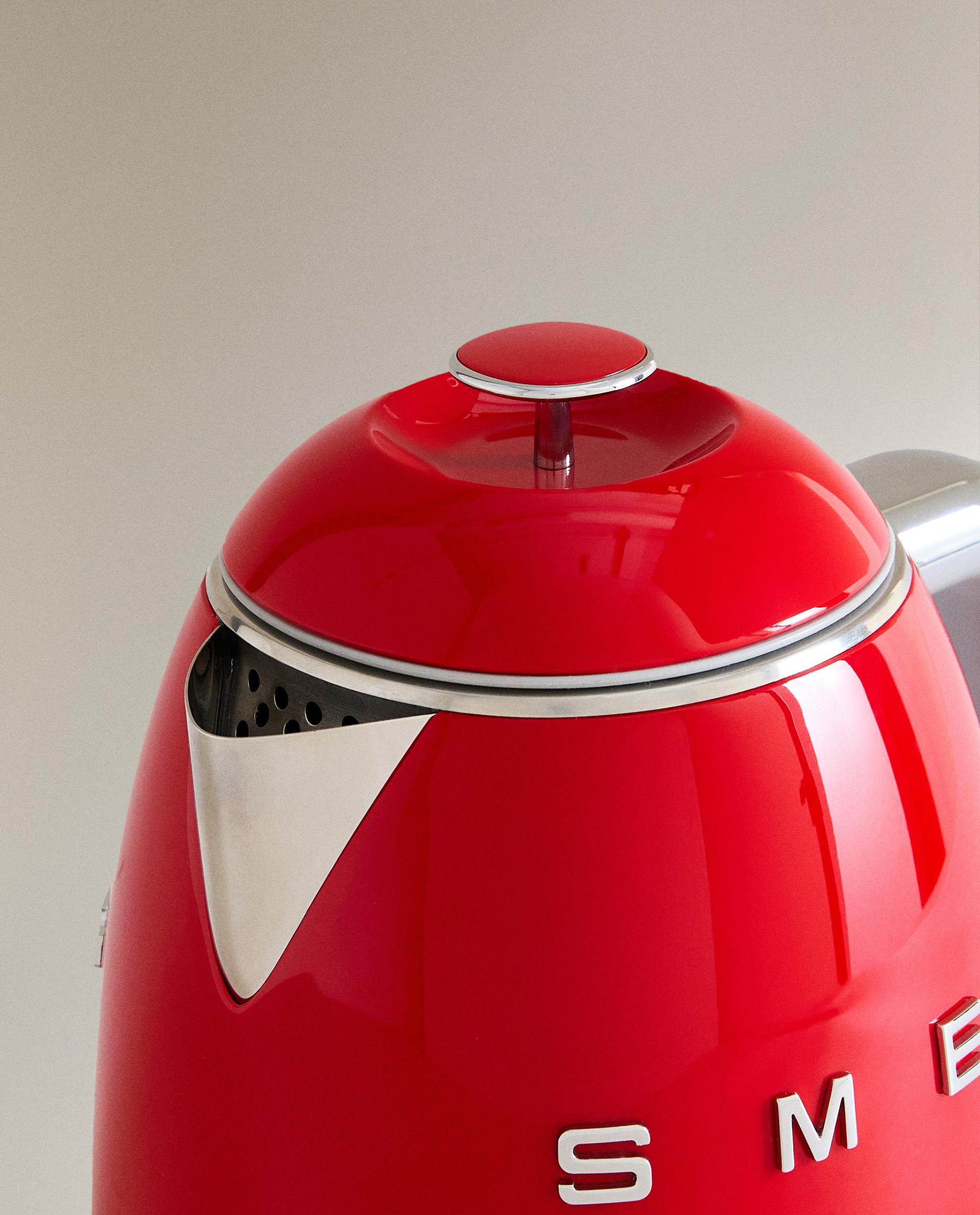 MINI SMEG KETTLE