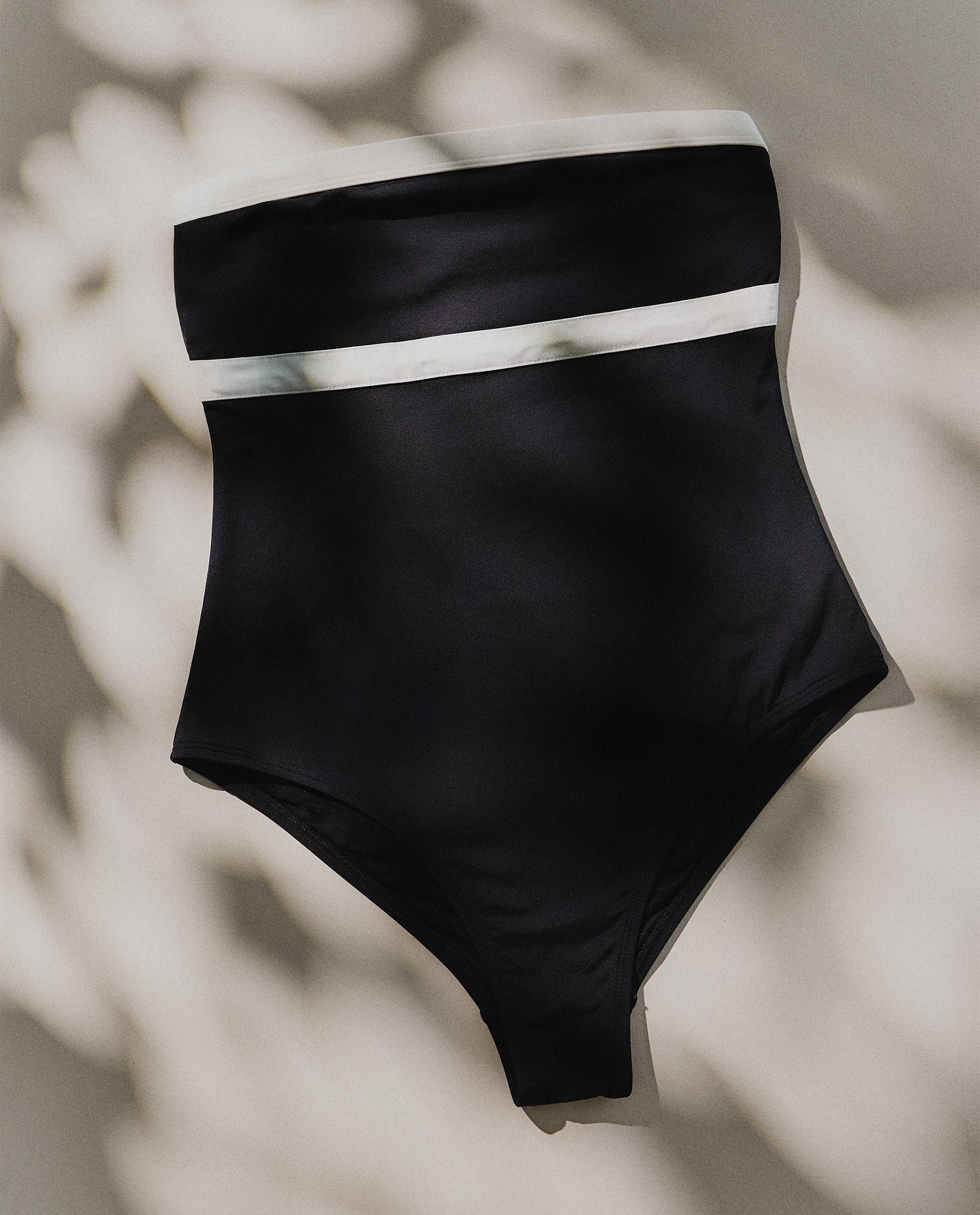 콘트라스트 밴드 비치 스윔수트 콘트라스트 밴드 비치 스윔수트