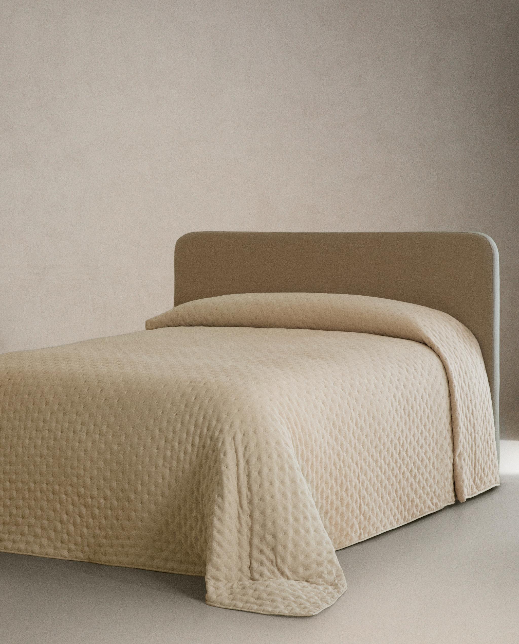 ドット キルトベッドカバー | Zara Home 日本/Japan