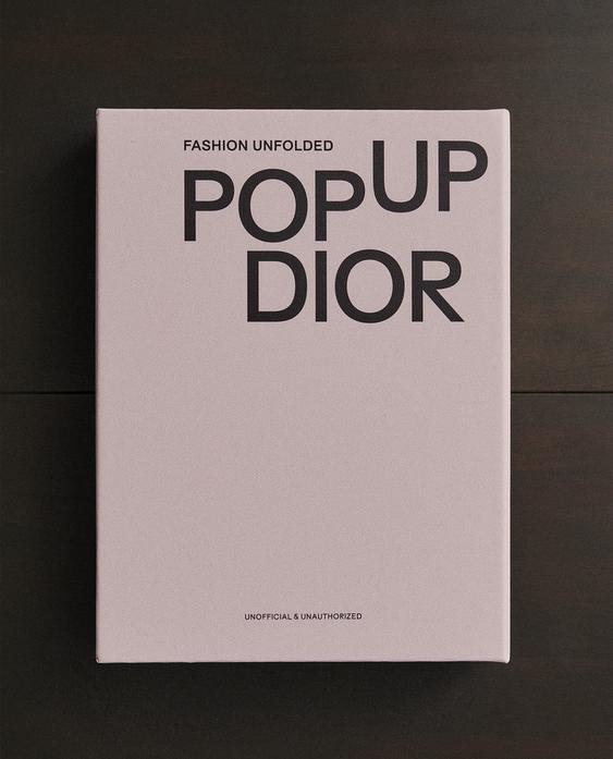 LIBRO FASHION UNFOLDED "POP UP" DIOR (INGLESE) LIBRO FASHION UNFOLDED "POP UP" DIOR (INGLESE)