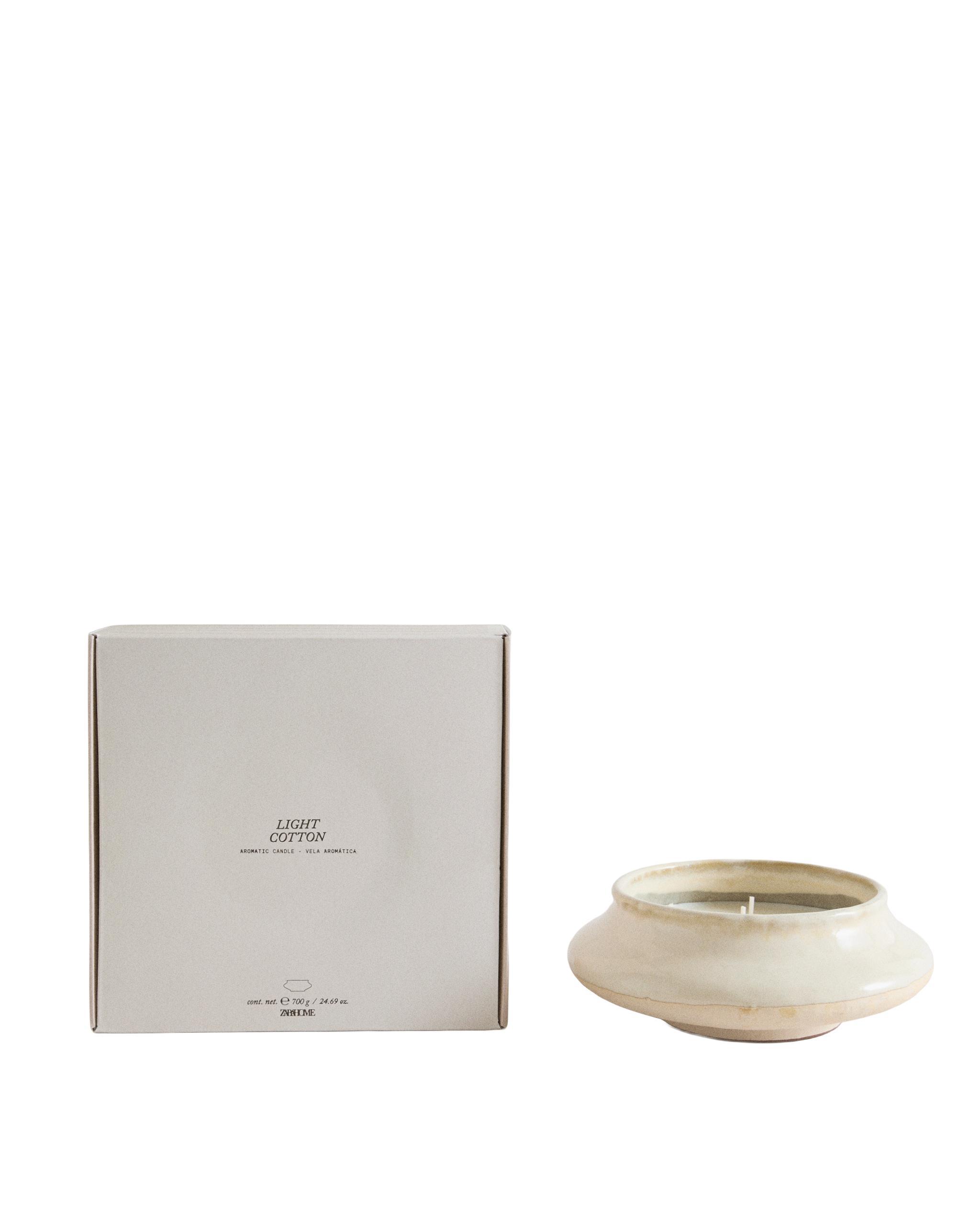 (700 G) LIGHT COTTON SCENTED CANDLE product thumbnail 7