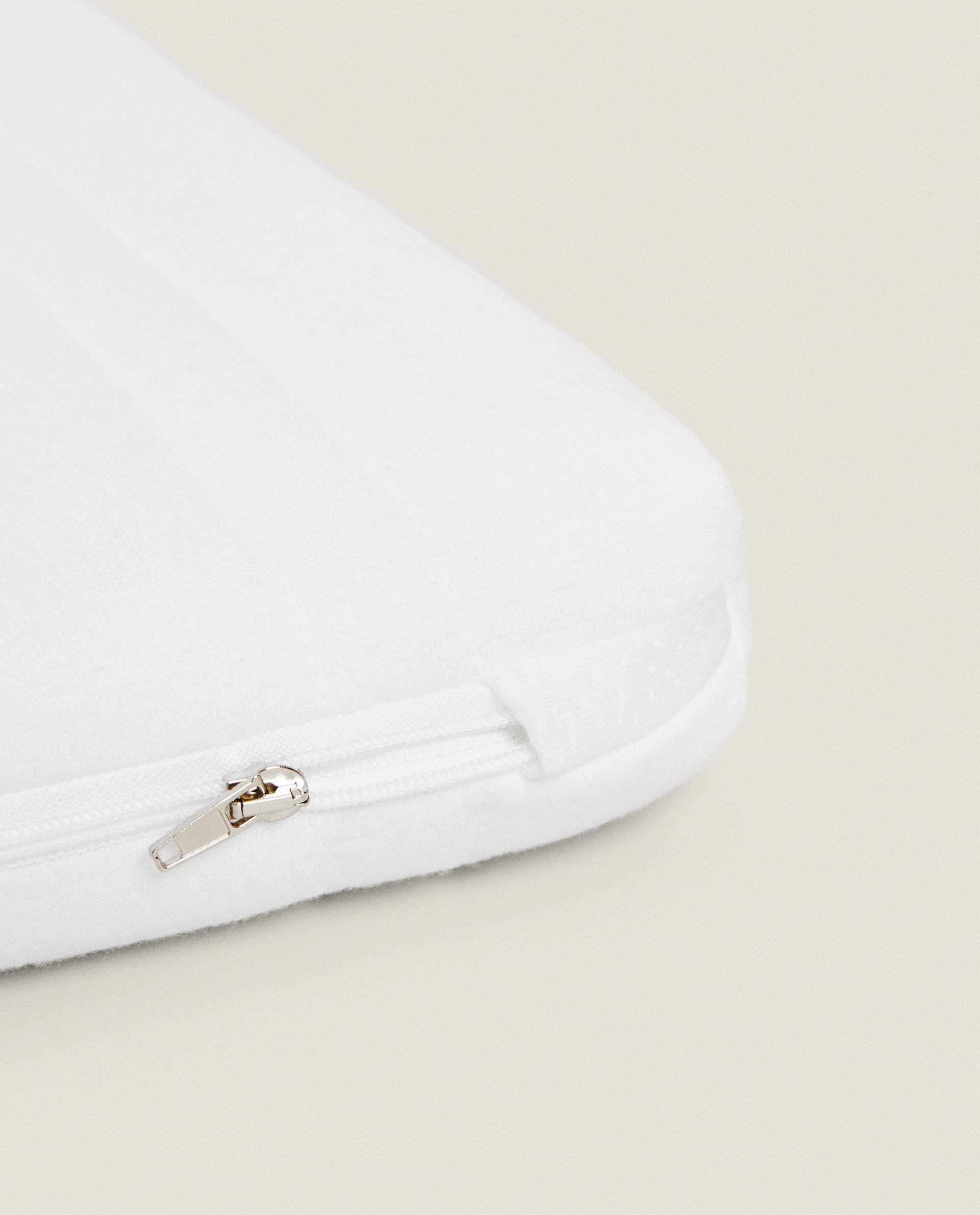 ASH MINI COT MATTRESS product thumbnail 7