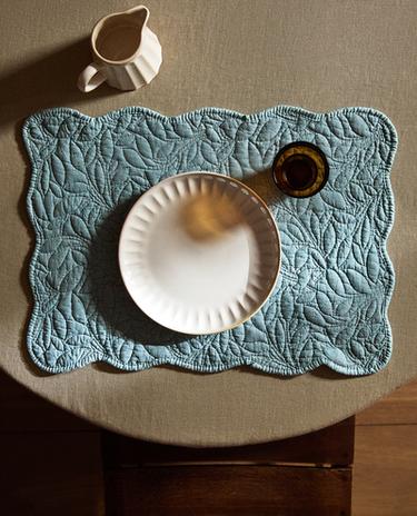 LEAF PLACEMAT