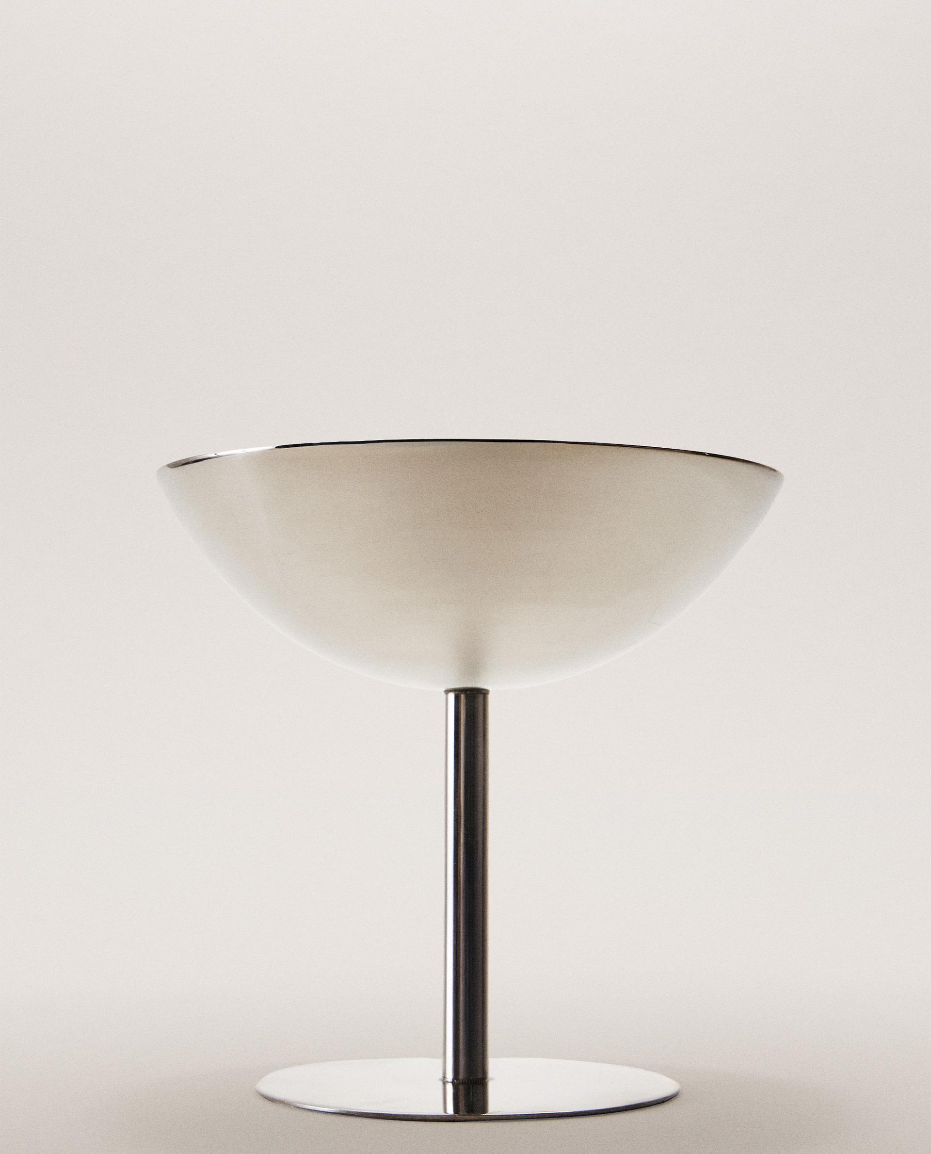 GRANDE COUPE EN ACIER INOXYDABLE ARGENTÉ GRANDE COUPE EN ACIER INOXYDABLE ARGENTÉ