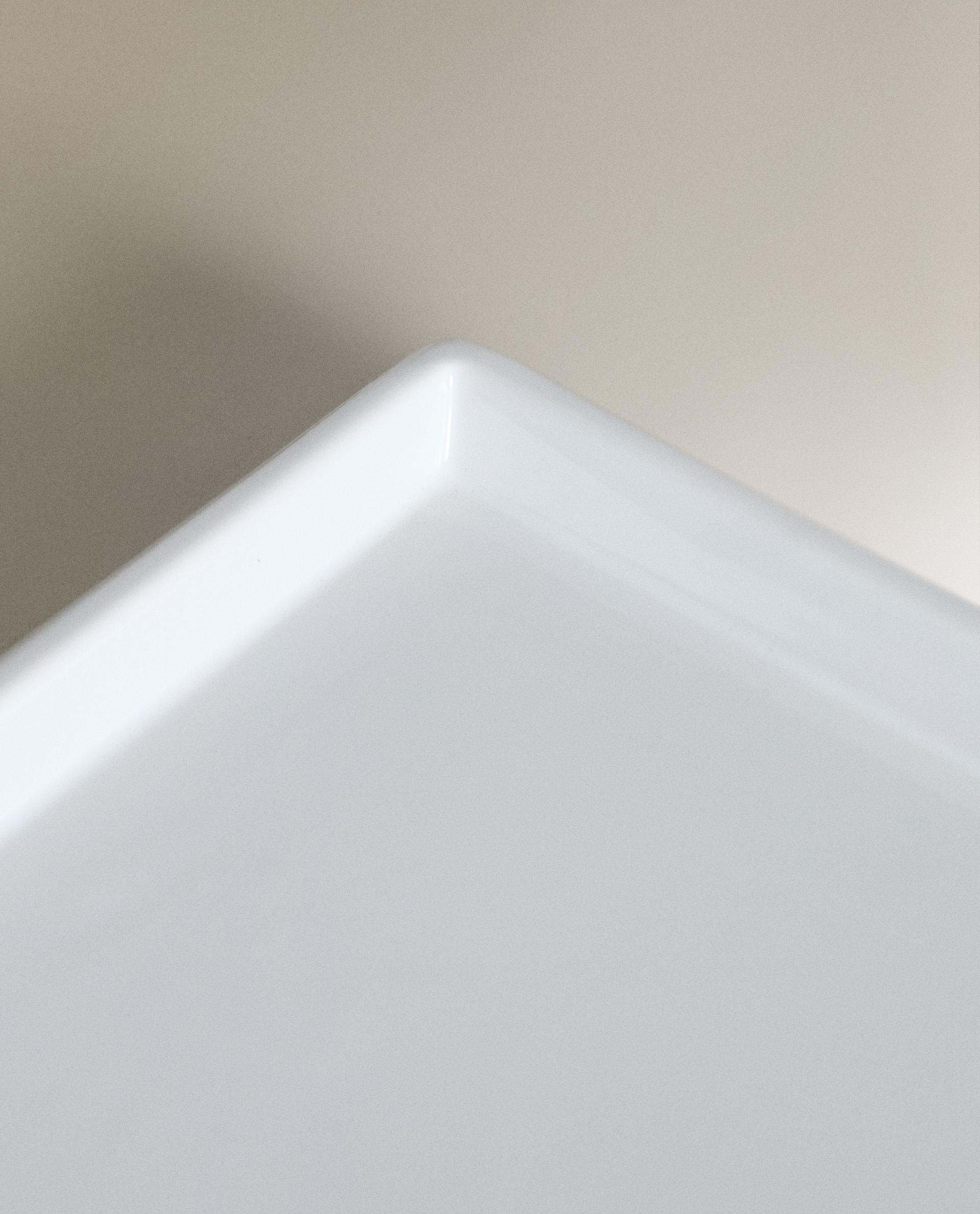 WHITE EARTHENWARE BATHROOM TRAY product thumbnail 3