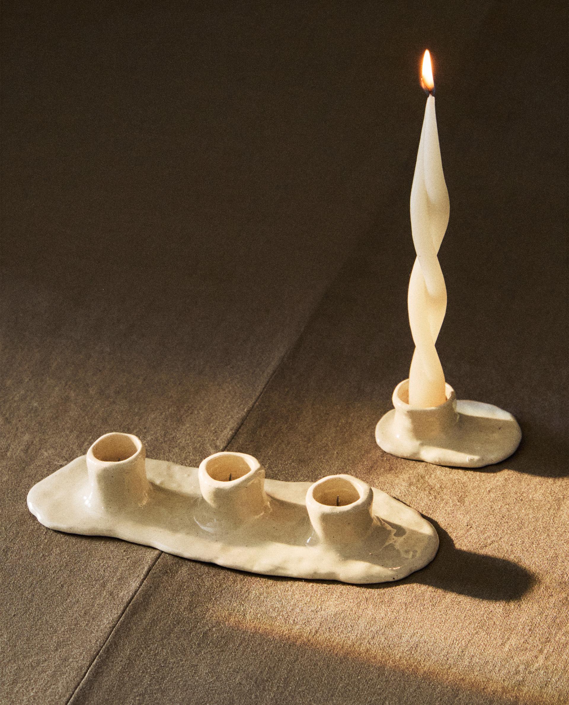 CERAMIC TEALIGHT HOLDER