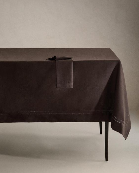 HEMSTITCHED COTTON TABLECLOTH