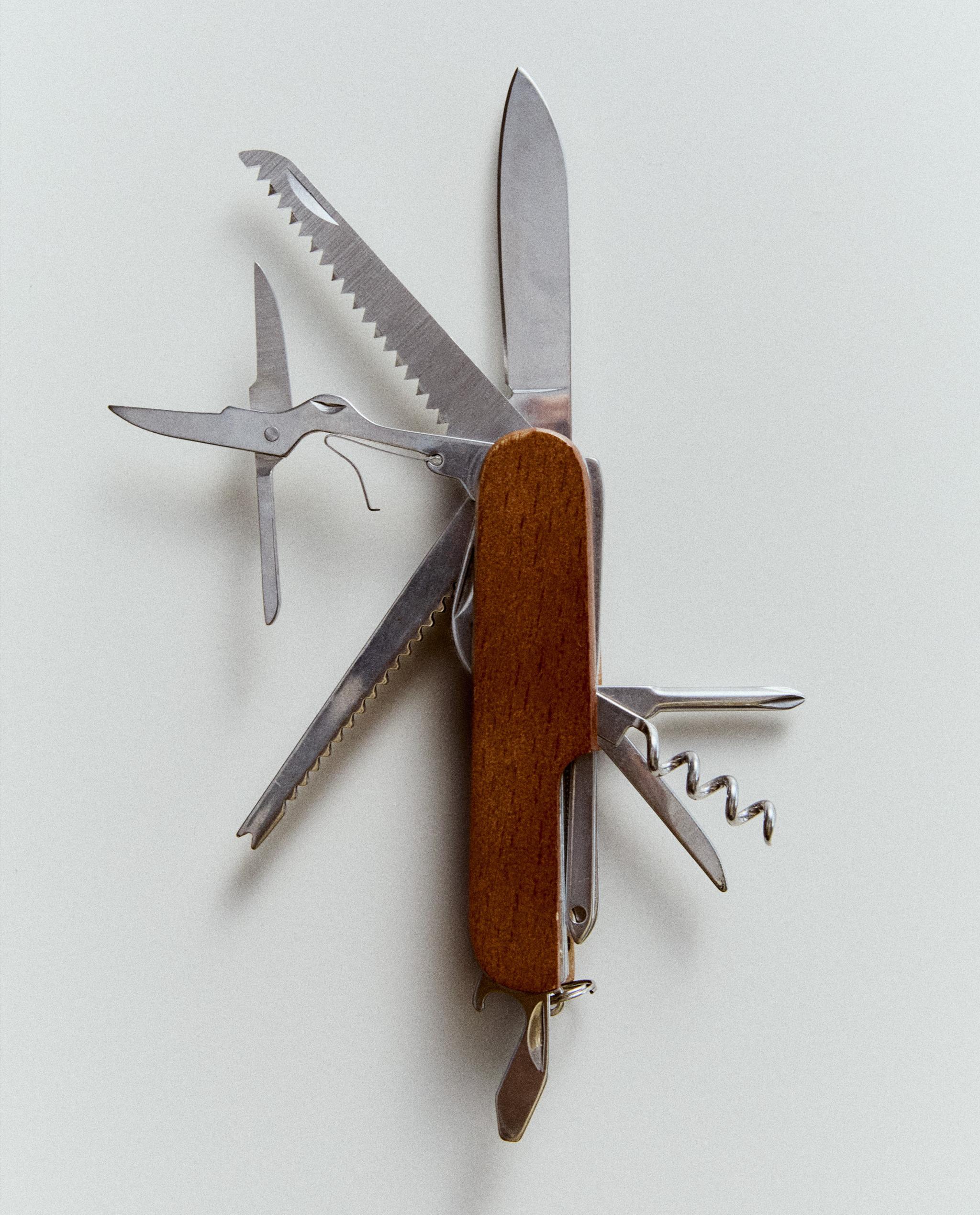 MULTIPURPOSE KNIFE AND COVER product thumbnail 9