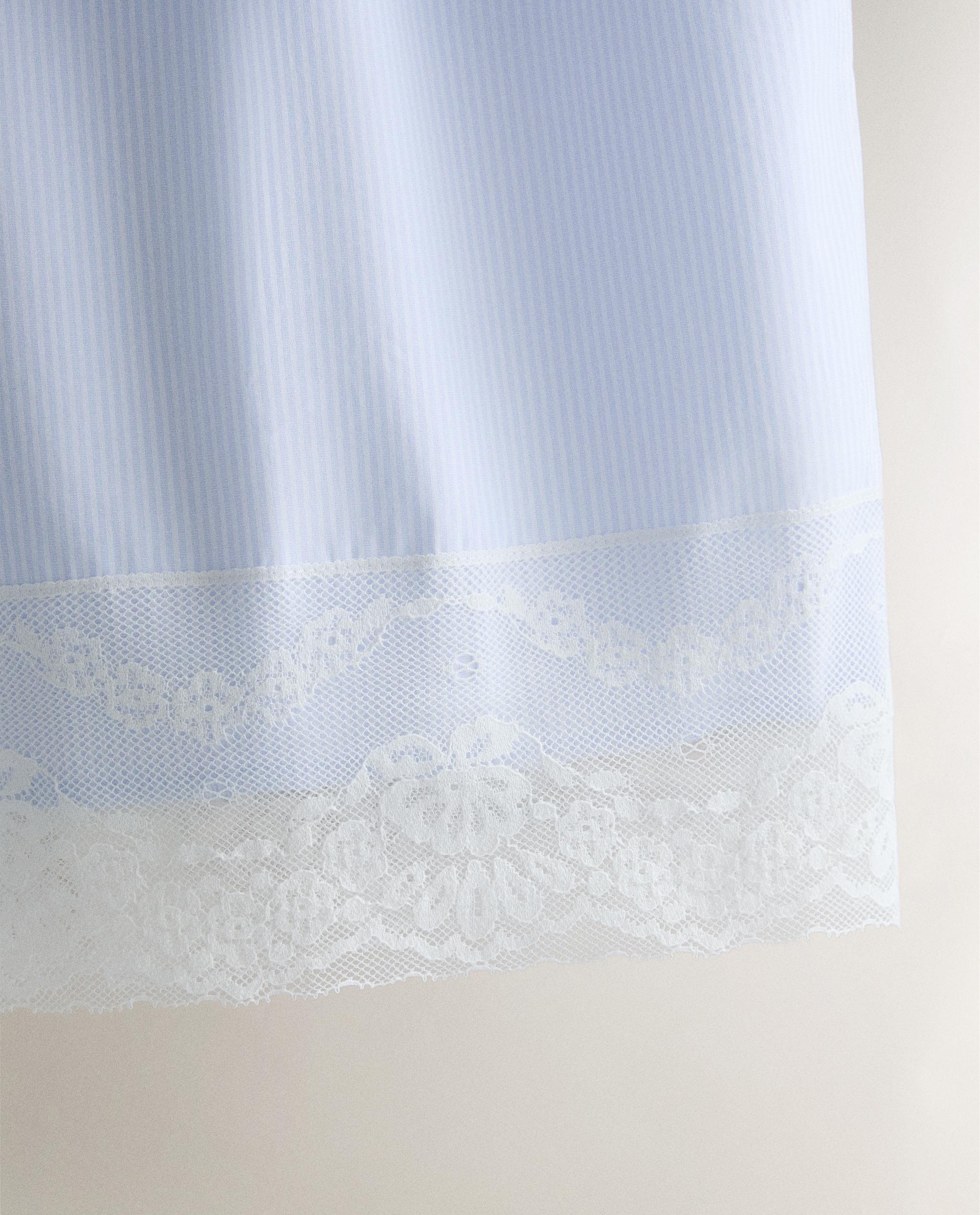 STRIPED LACE SHORTS product thumbnail 6