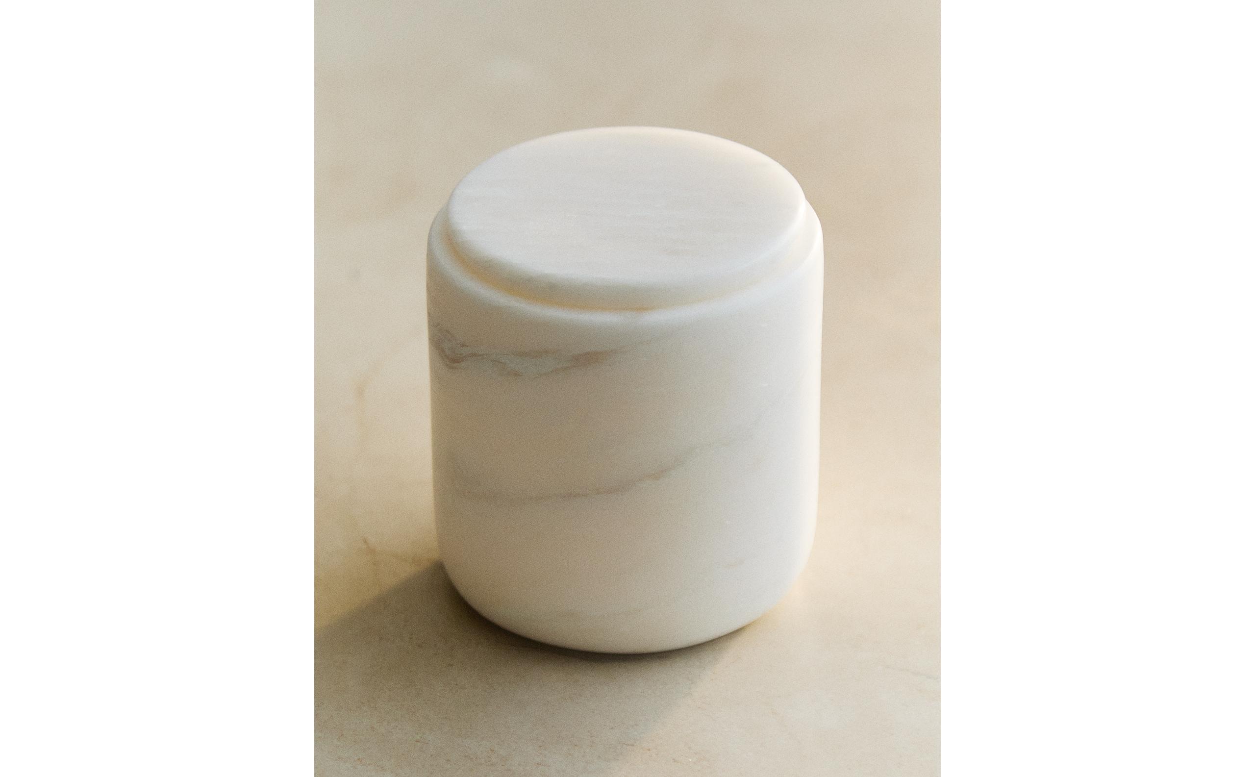 WHITE MARBLE BATHROOM ORGANISER JAR product thumbnail 7