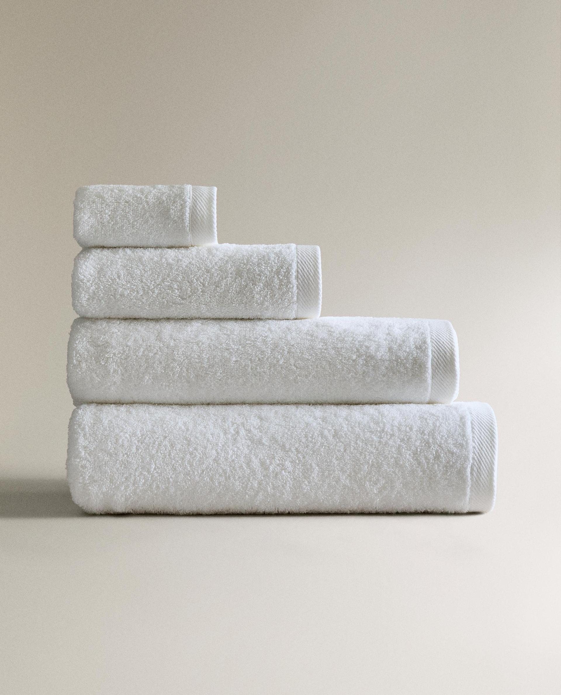 PLAIN COTTON TERRYCLOTH BATH TOWEL (500 GXM²) PLAIN COTTON TERRYCLOTH BATH TOWEL (500 GXM²)