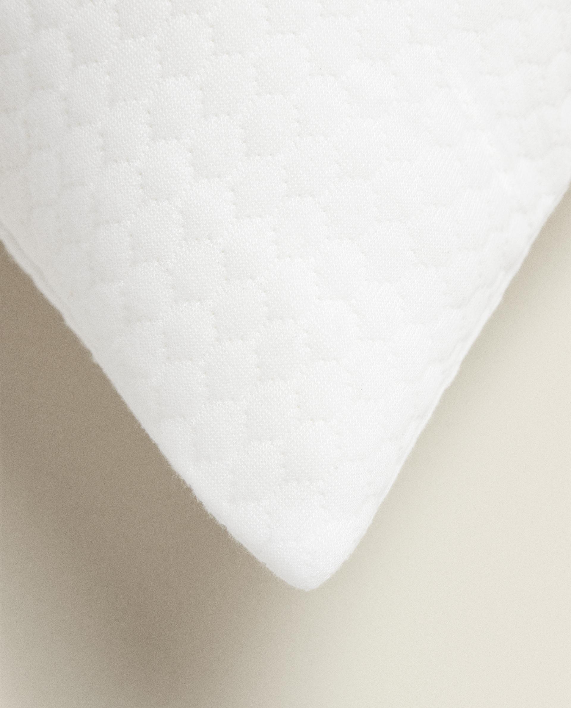 VISCOELASTIC FLAKES PILLOW