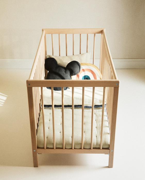 ДЕТСКАЯ КРОВАТКА С КЛАССИЧЕСКИМ ДИЗАЙНОМ