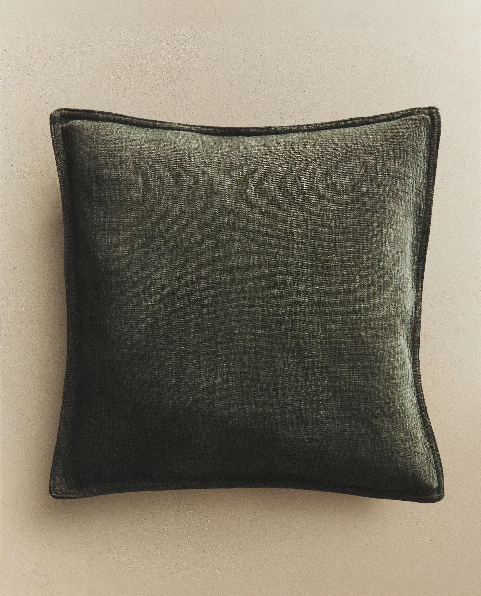 ZARA  クッションカバー２枚&ベッドカバー ベッドルームクッション | Zara Home 日本/Japan | 最新コレクション