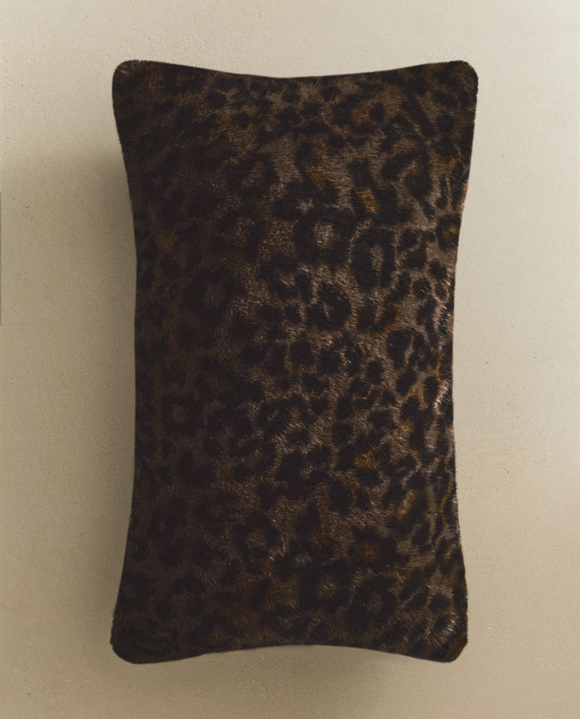 zara フェイクファーボアクッションカバーピローケースブラウンベージュ zara homeフェイクファーボアクッションカバーピローケース