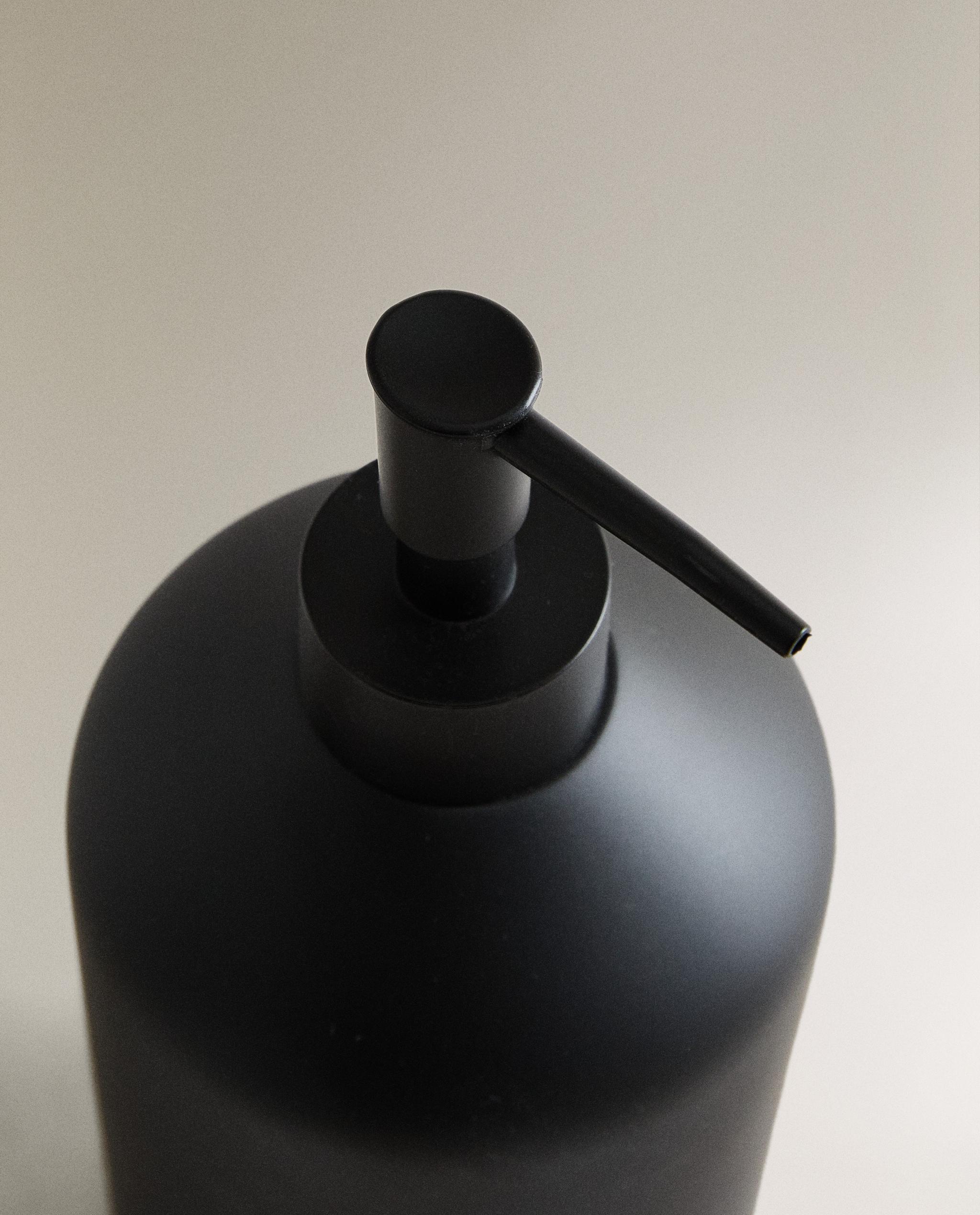 BLACK RESIN SOAP DISPENSER product thumbnail 6