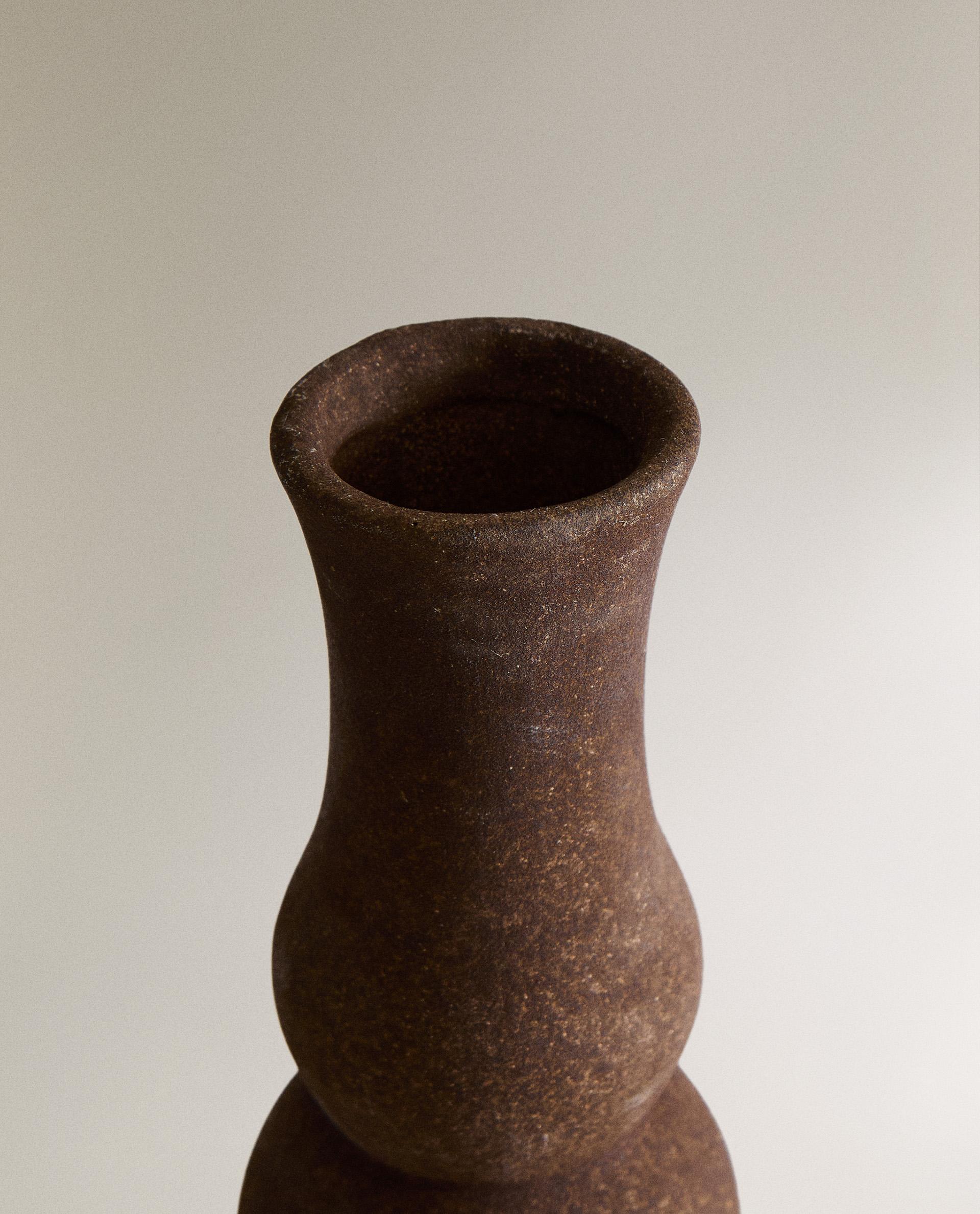 VASE CÉRAMIQUE BASE ARRONDIE