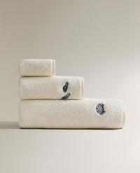 BADEHANDTUCH MIT STRANDMOTIVEN