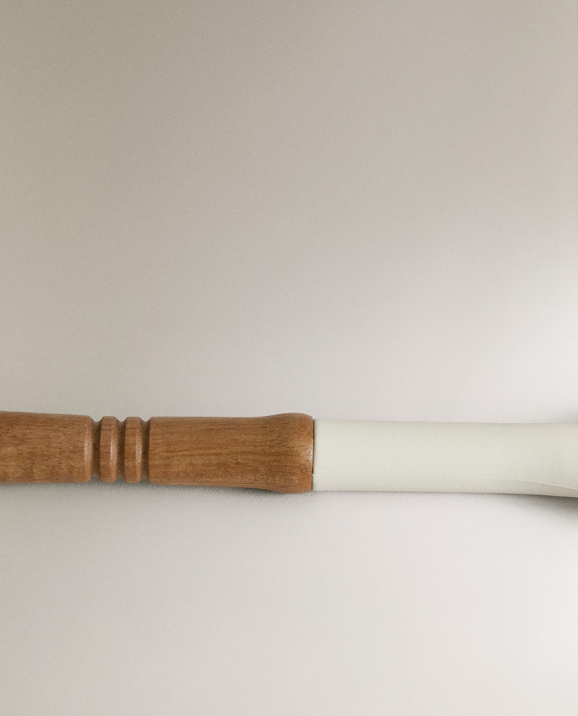 SILICONE AND WOOD SPATULA product thumbnail 5