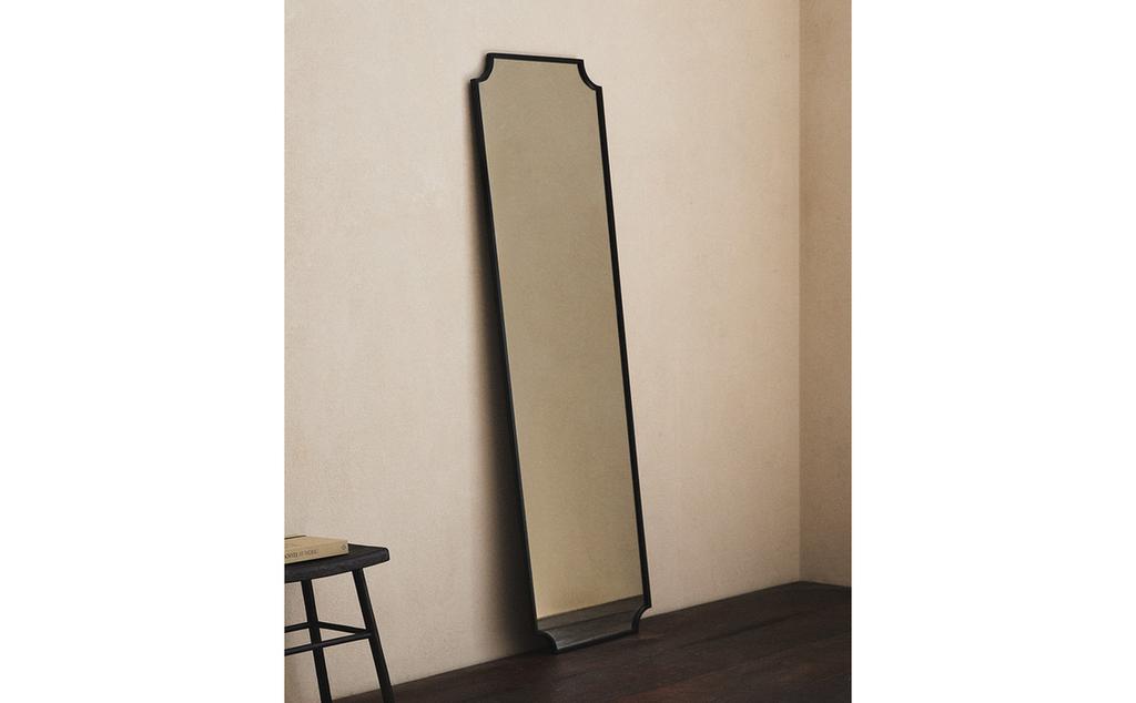 SVART SPEGEL I METALL SVART SPEGEL I METALL