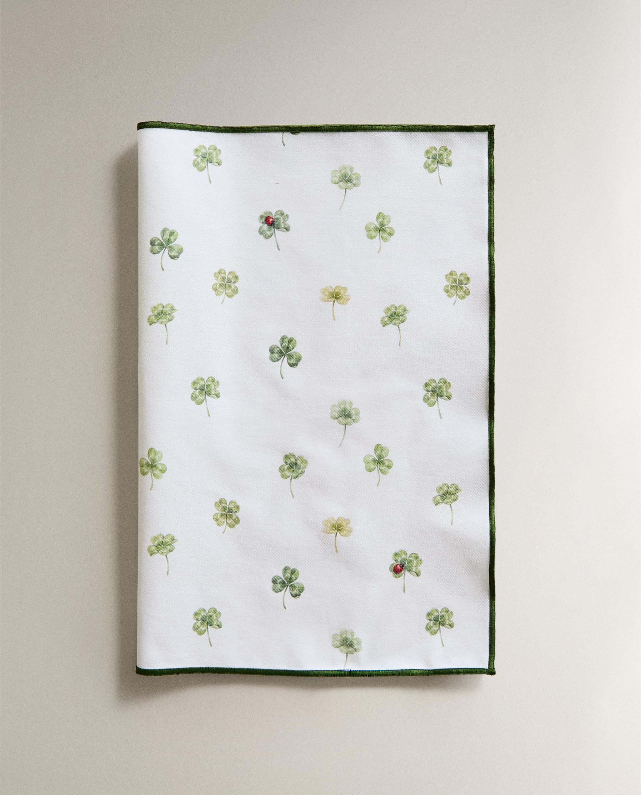 RESIN-COATED CLOVER PLACEMAT product thumbnail 6