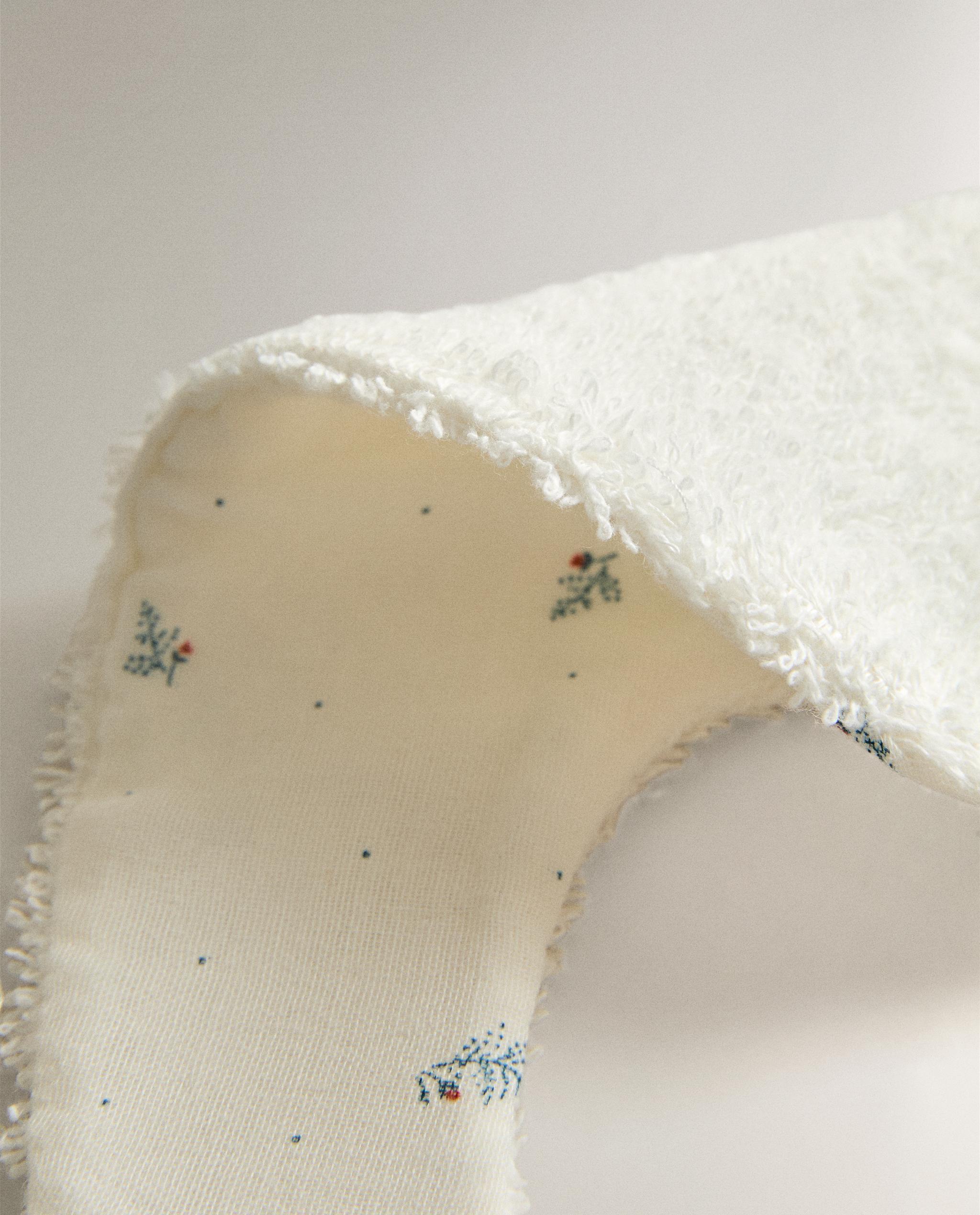 FLORAL BABY BIB product thumbnail 6