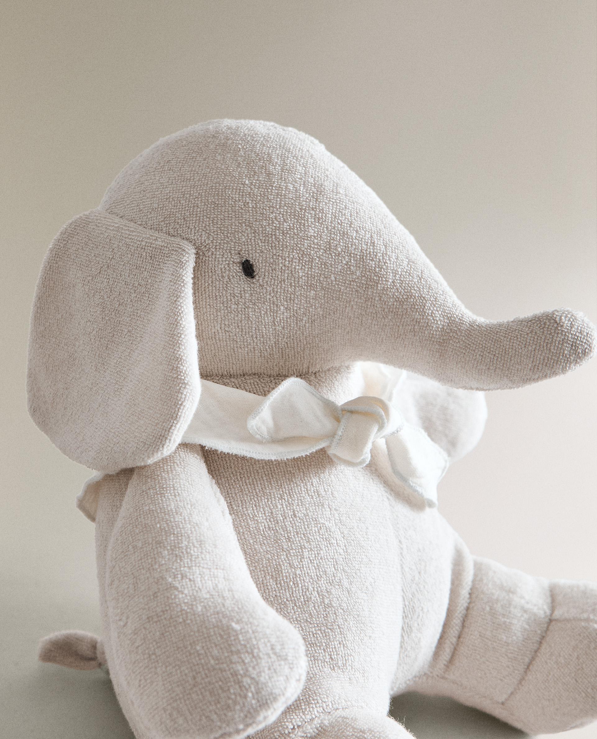 ELEPHANT 2冊 Zuny | Official Website | Proudct