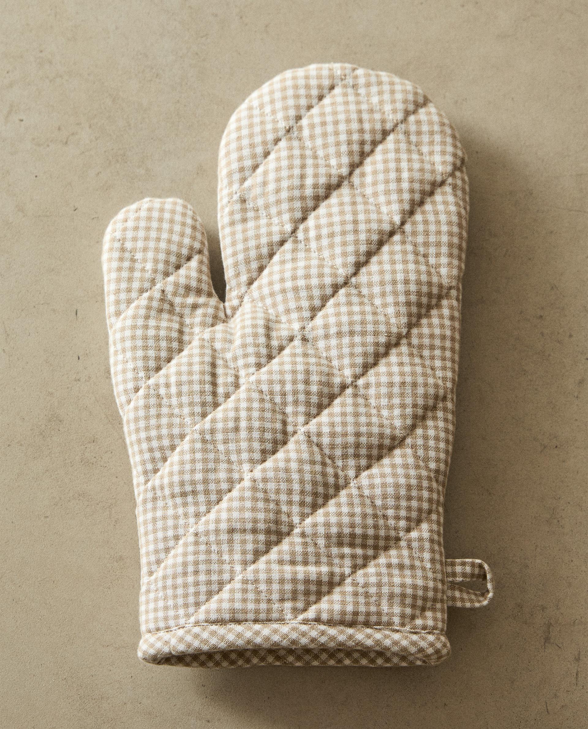 GINGHAM OVEN GLOVE