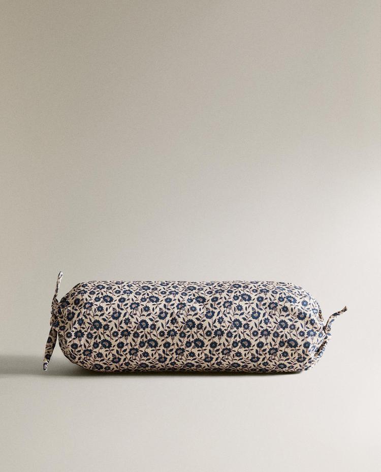 COJÍN INFANTIL FLORAL