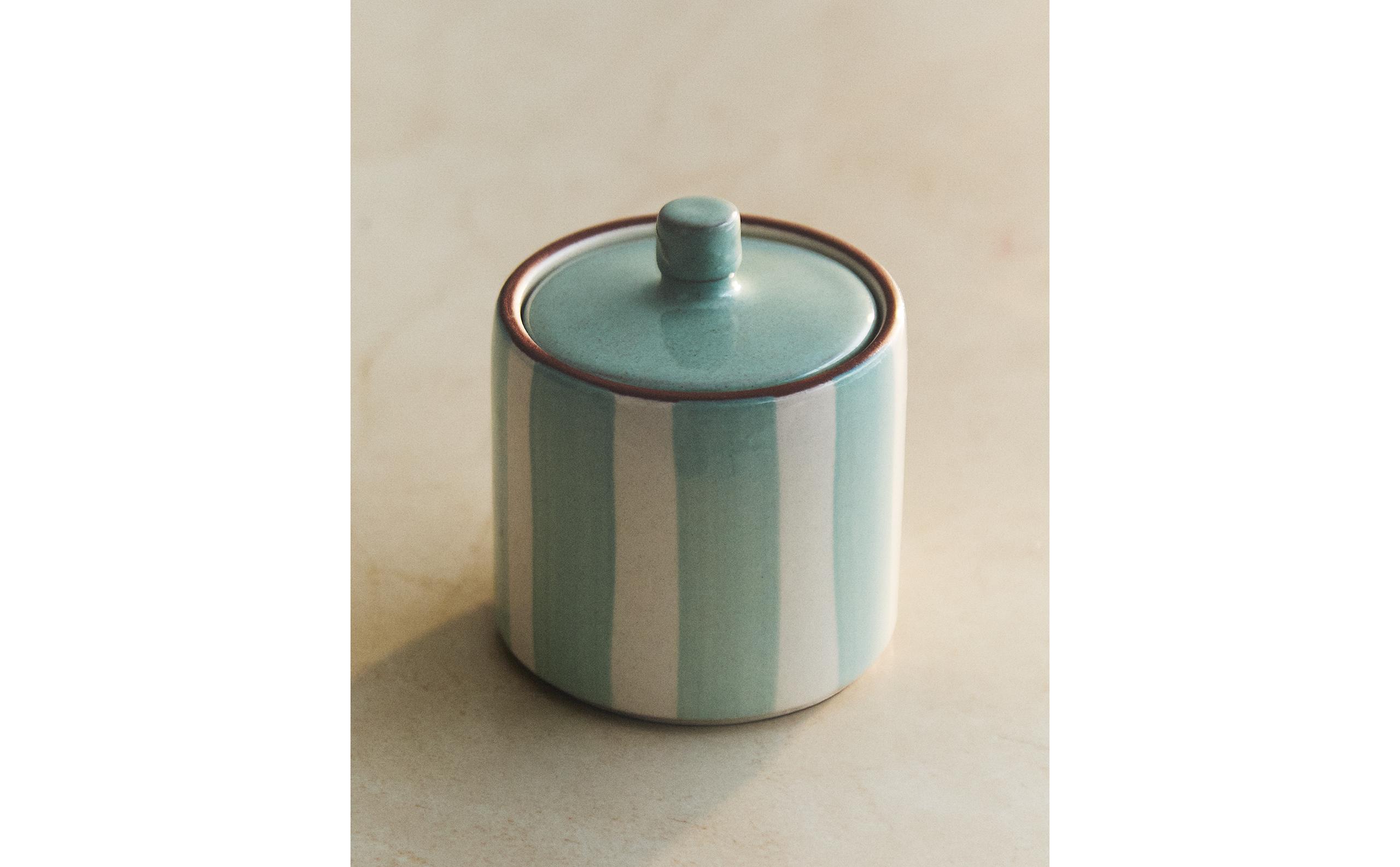 STRIPED CERAMIC BATHROOM ORGANISER JAR product thumbnail 9