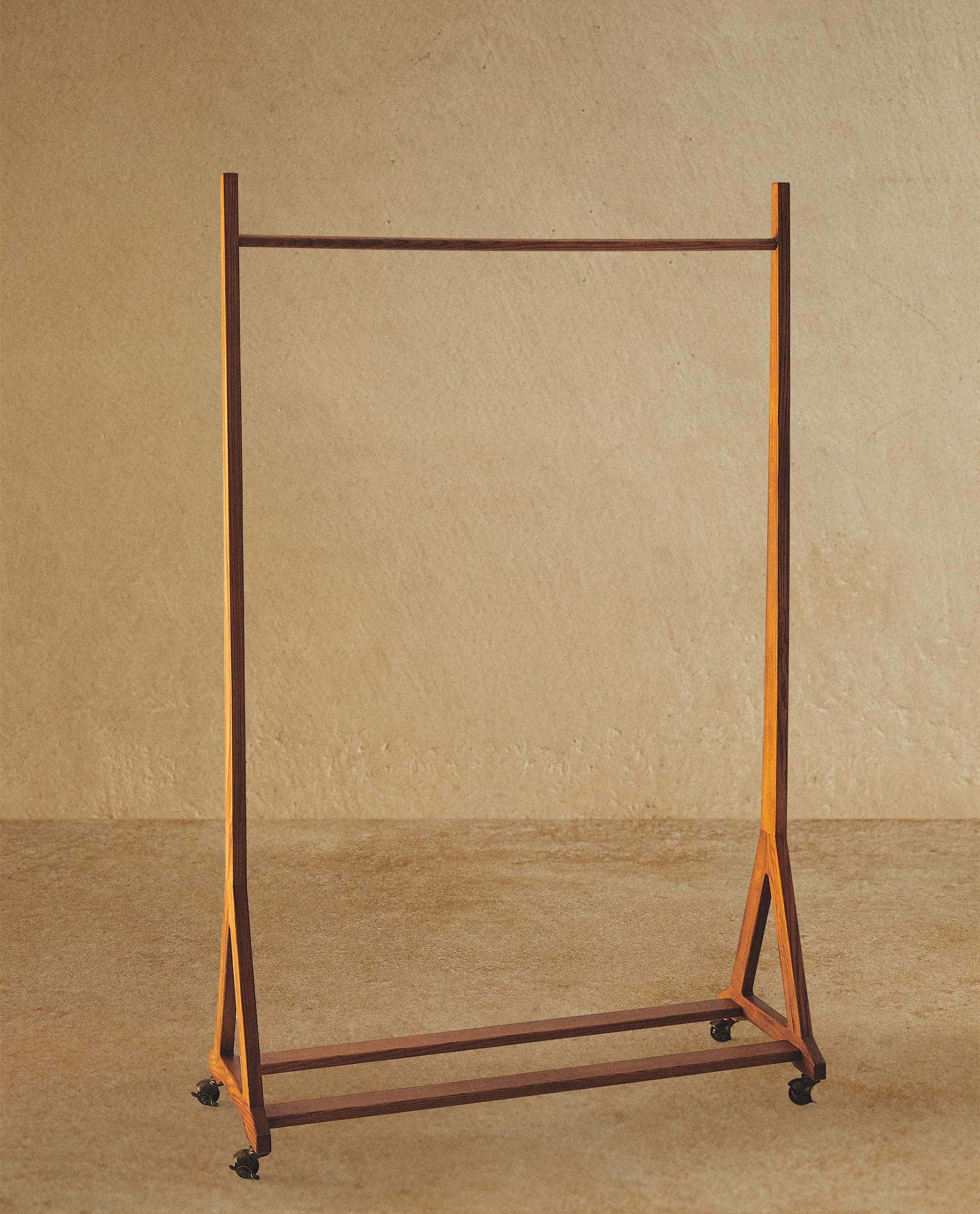 アッシュ材 ハンガーラック | Zara Home 日本/Japan