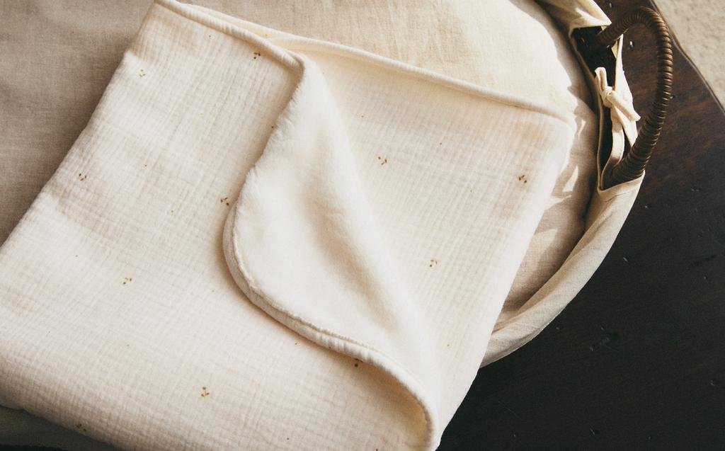 DEČJE CVETNO ĆEBE OD FILCA I MUSLINA