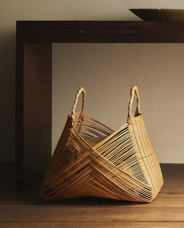 WOVEN RATTAN BASKET