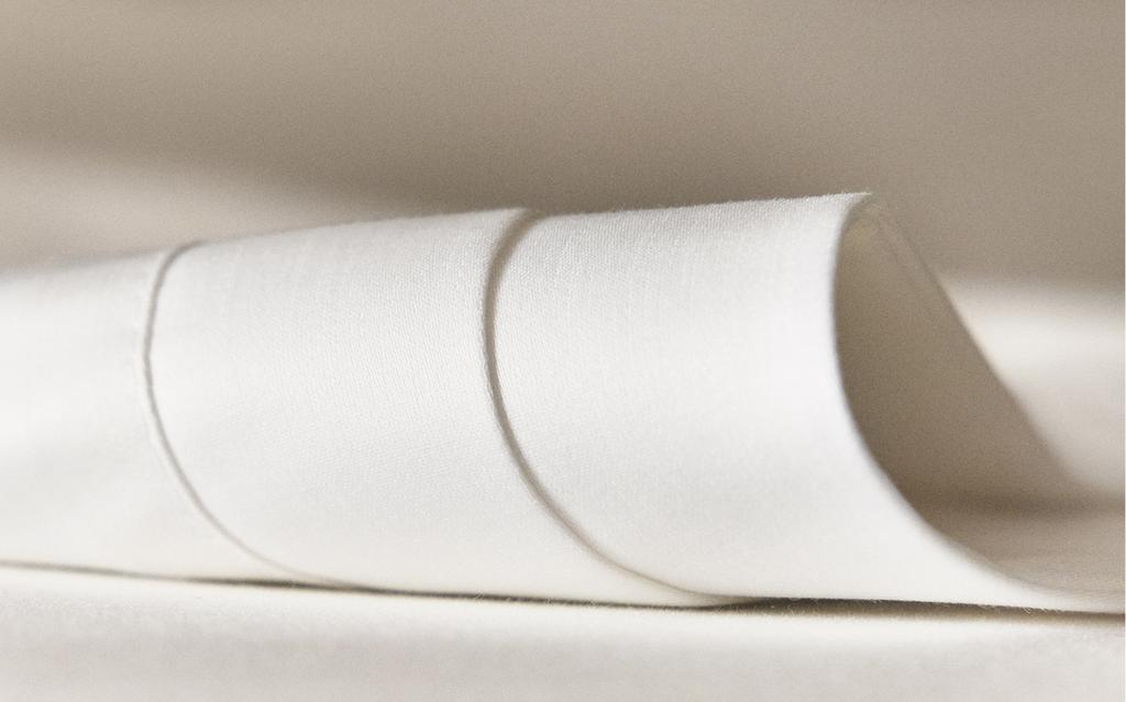 COTTON SATEEN DUVET COVER WITH PLEATED BORDER (1000 THREAD COUNT)