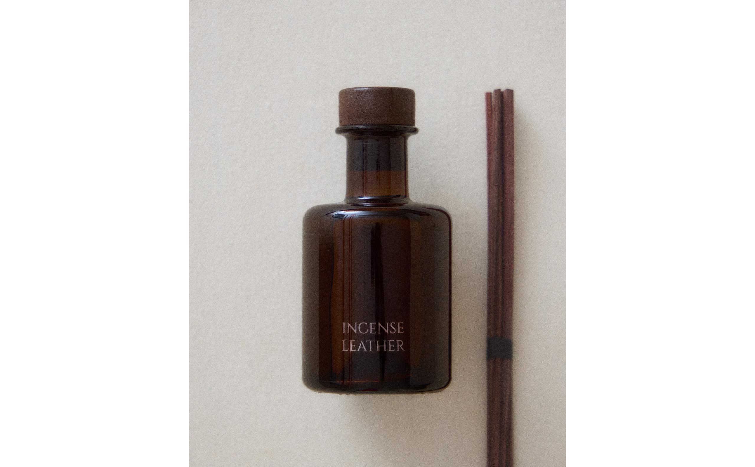 95ML）INCENSE LEATHER リードディフューザー | Zara Home 日本/Japan