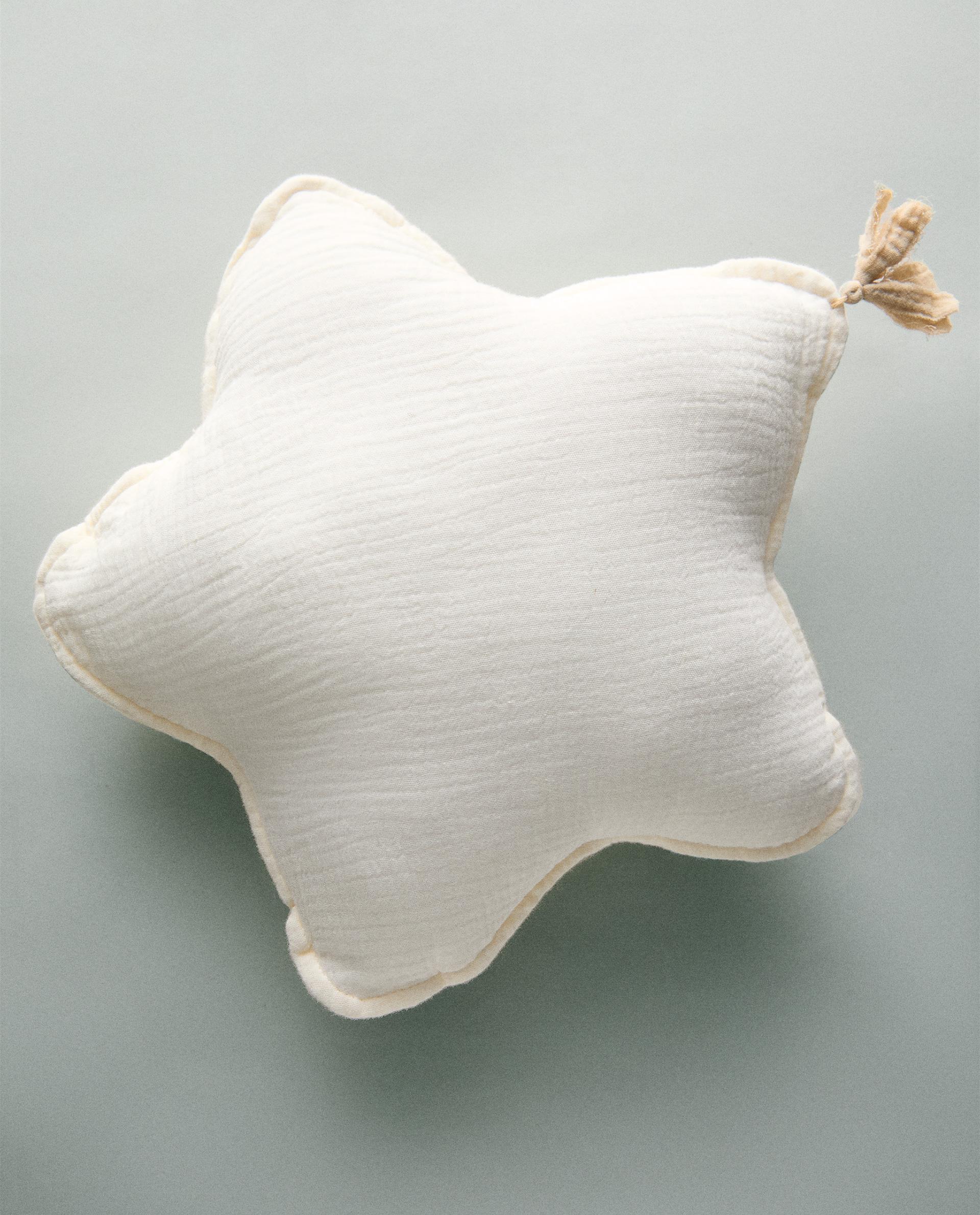 zarahome.com - COUSSIN ENFANT ÉTOILE GAZE - COUSSINS - ENFANTS | Zara Home France | Zara Home France