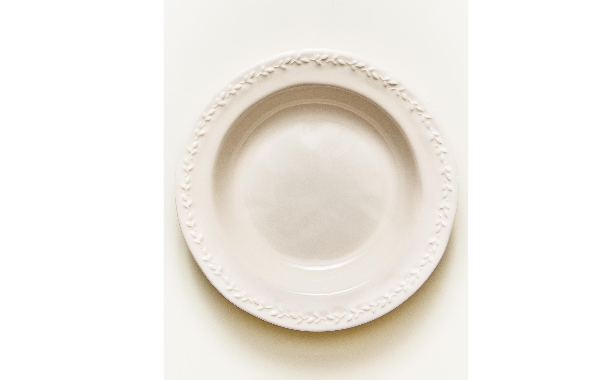 EARTHENWARE DINNER SET WITH RAISED-DESIGN EDGE product thumbnail 16