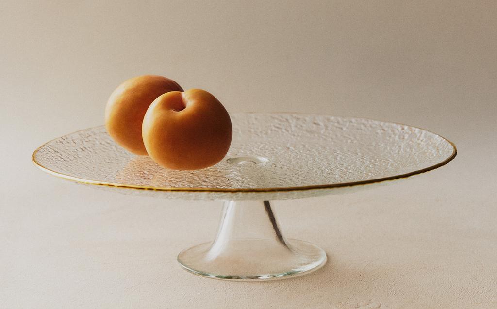 طبق تقديم زجاج بارز بحافة ذهبية