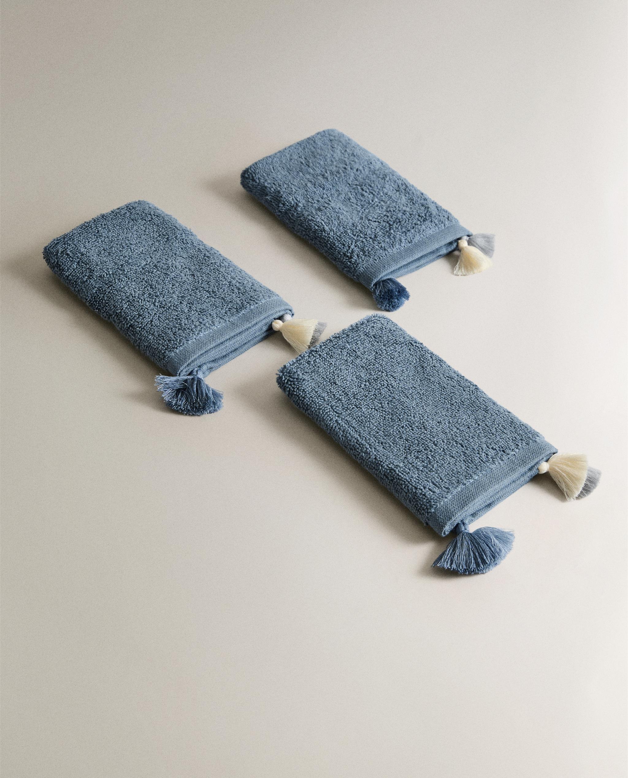 PACK OF HAND TOWELS WITH TASSELS (PACK OF 3) product thumbnail 4