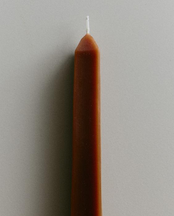 KVADRĀTVEIDA SVECES (2 GAB.)