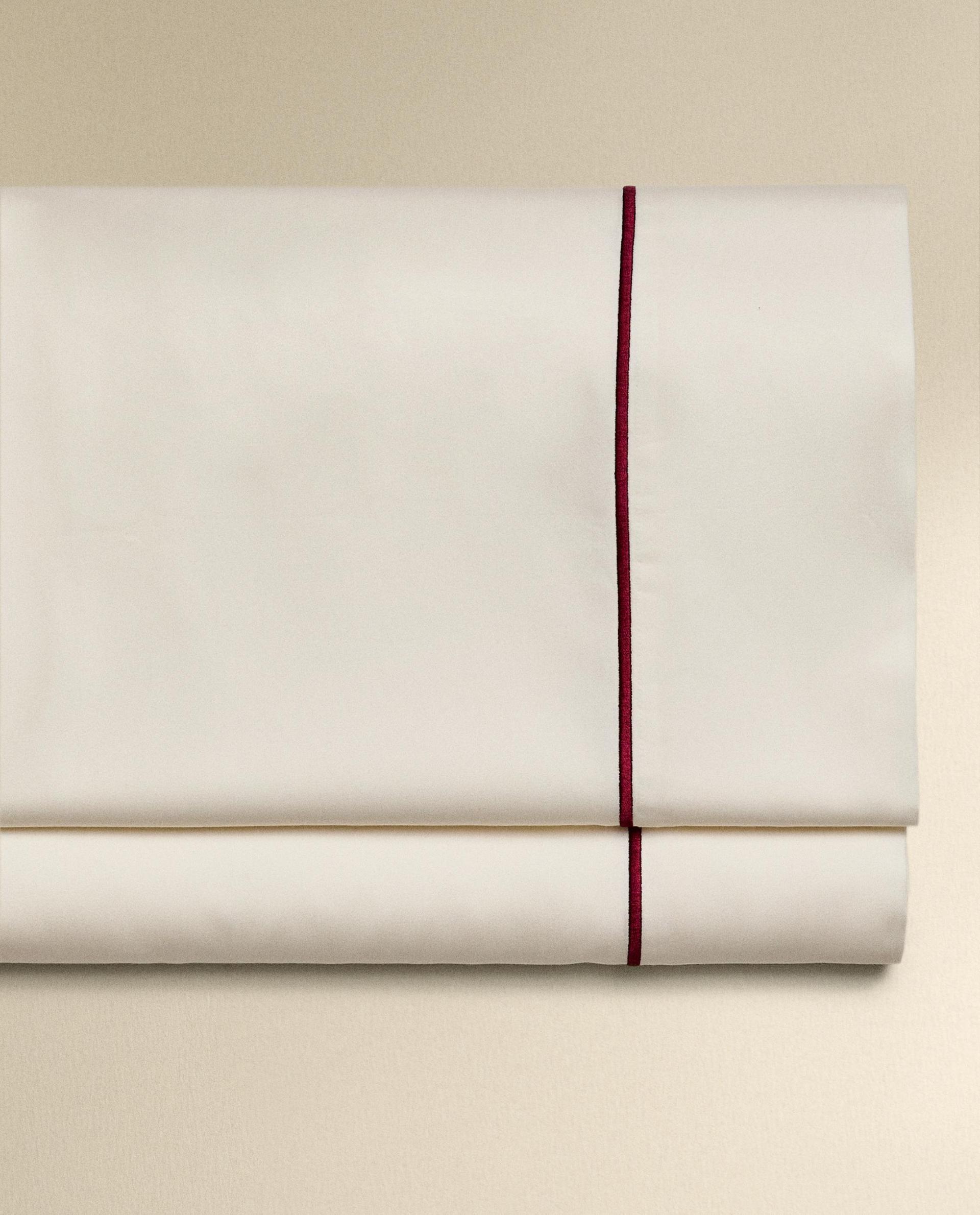 SATEEN FLAT SHEET WITH EMBROIDERED EDGE SATEEN FLAT SHEET WITH EMBROIDERED EDGE