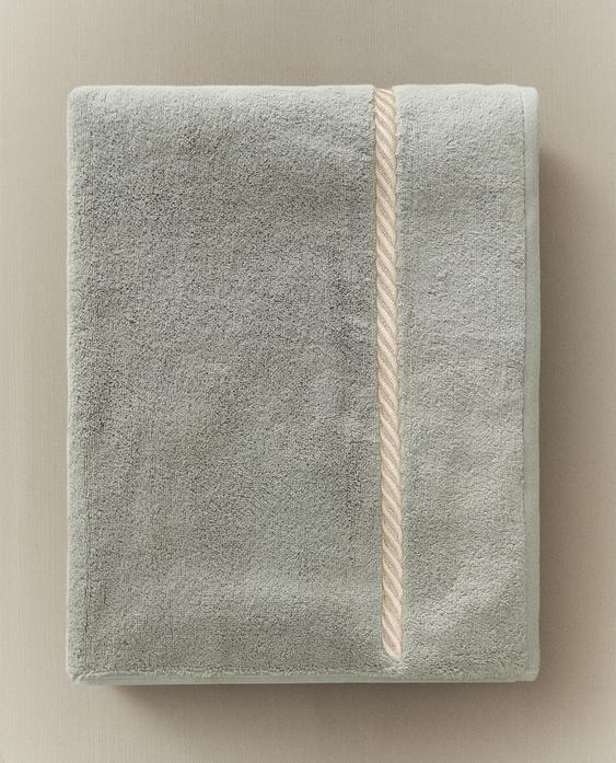 EMBROIDERED CORD BATH TOWEL EMBROIDERED CORD BATH TOWEL